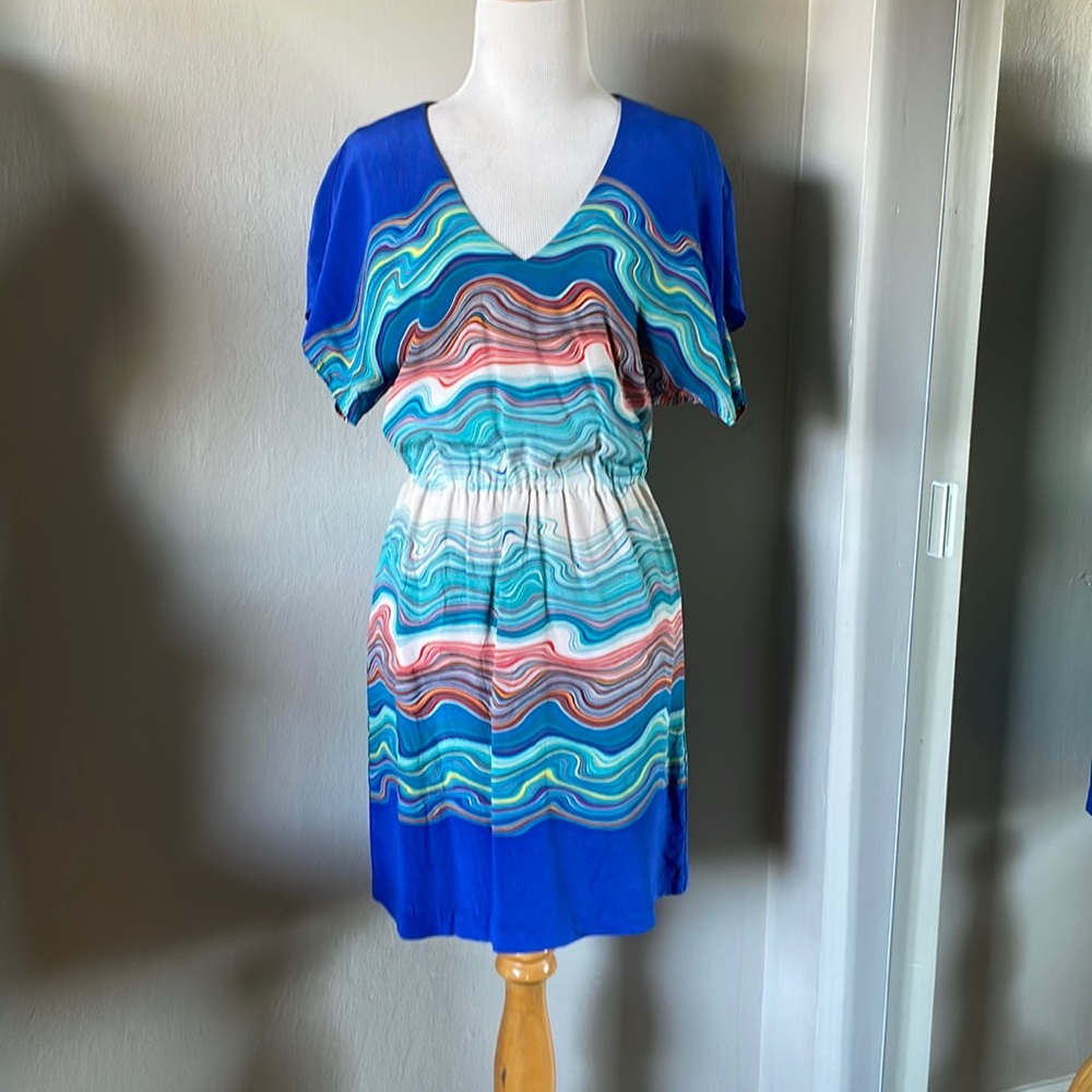 Trina Turk short sleeve printed dress size 2